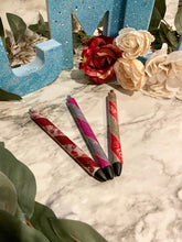 Load image into Gallery viewer, Custom refillable gel pens